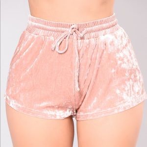 Mauve velvet shorts